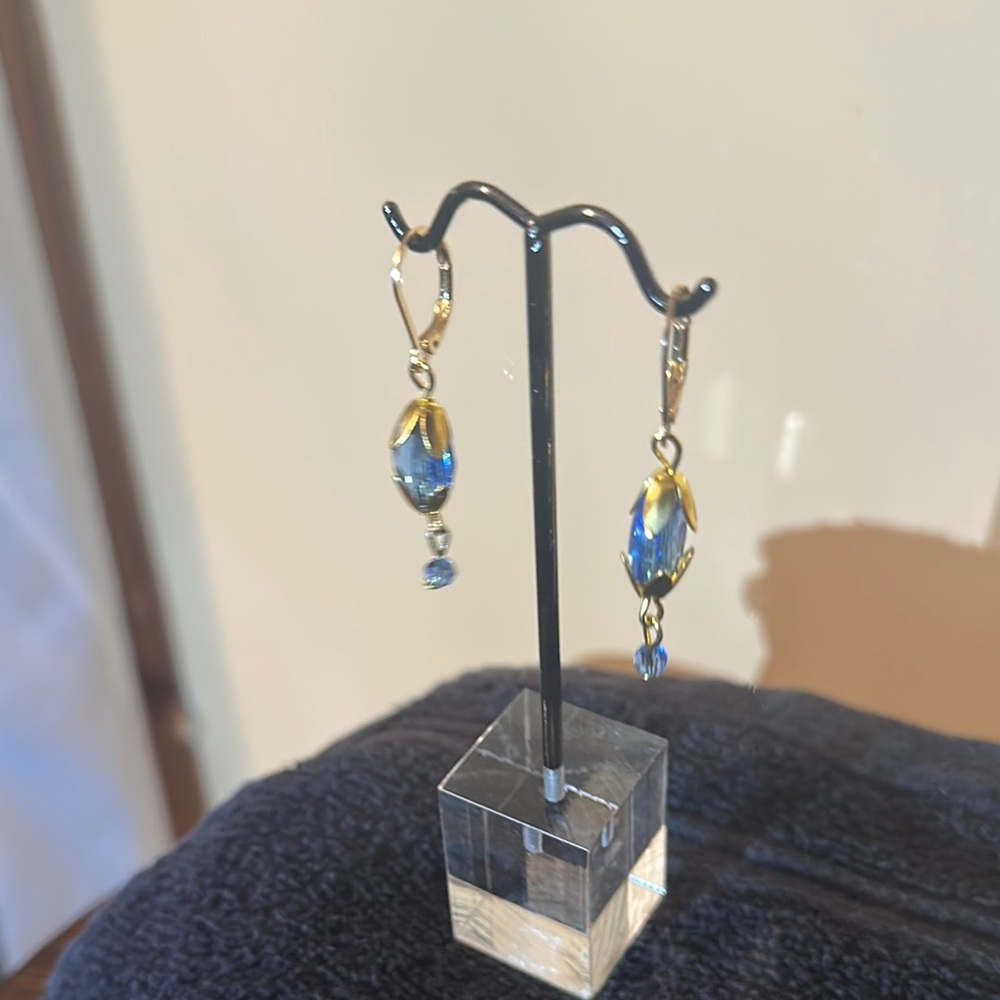 Elegant Blue and Gold Dangle Earrings with Gemstone Accents